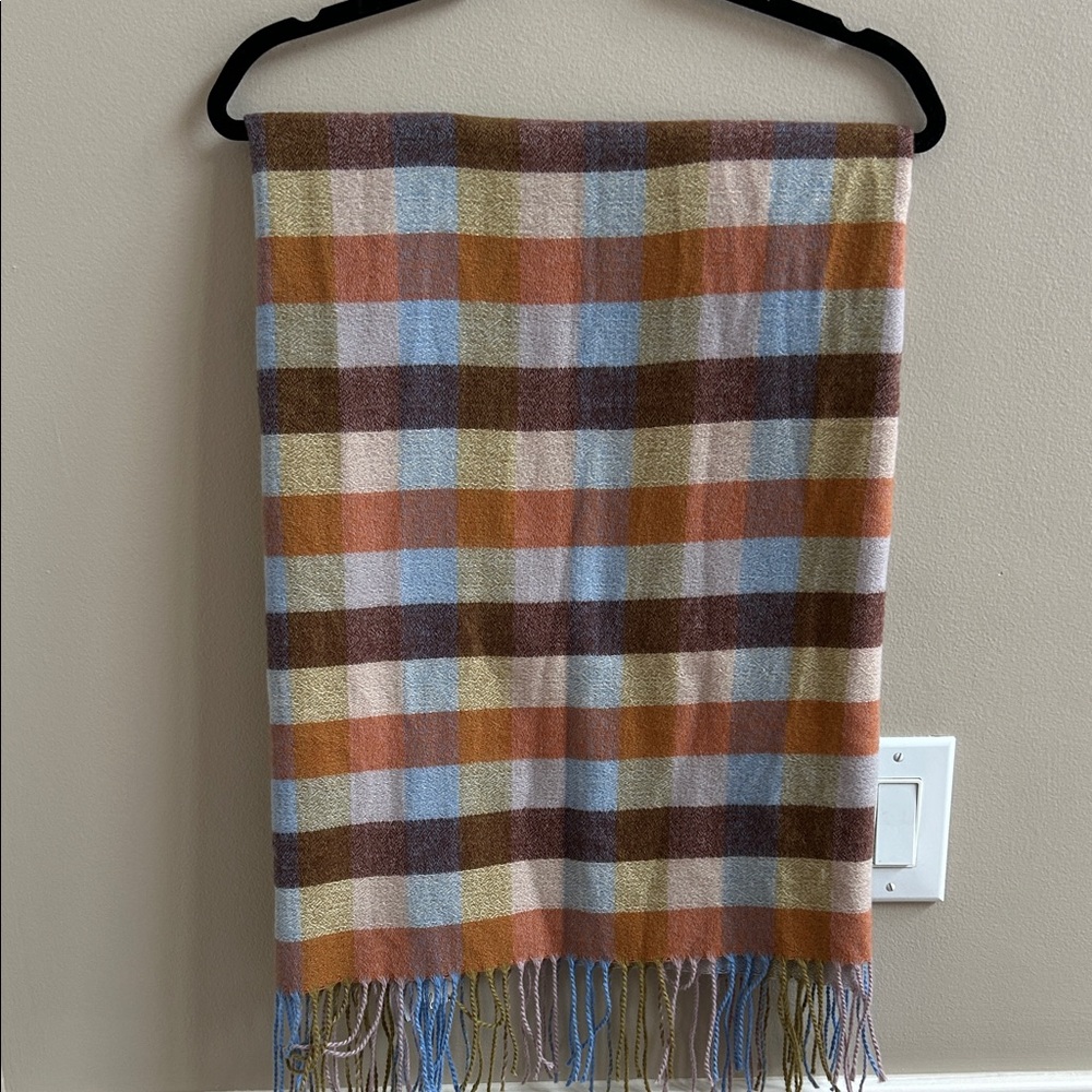 Wonderly Classic Checked Scarf NWT
